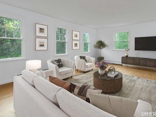 House for sale in Redding, Western Connecticut Planning Region