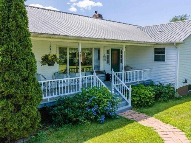 House for sale in Richford, Vermont