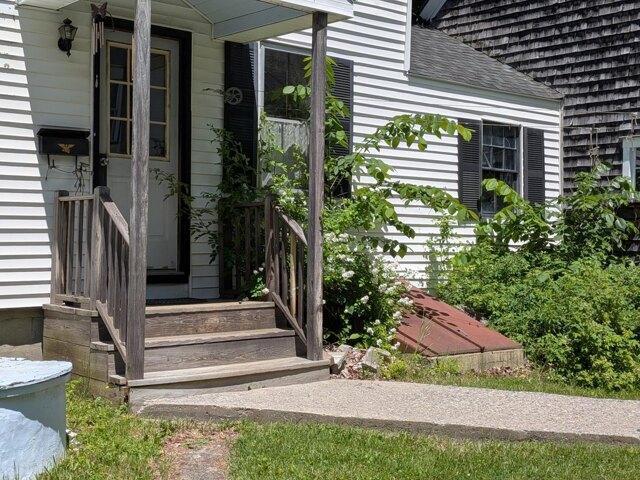 House for sale in Richmond, Maine