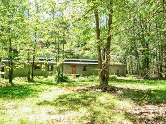 House for sale in Richmond, Maine