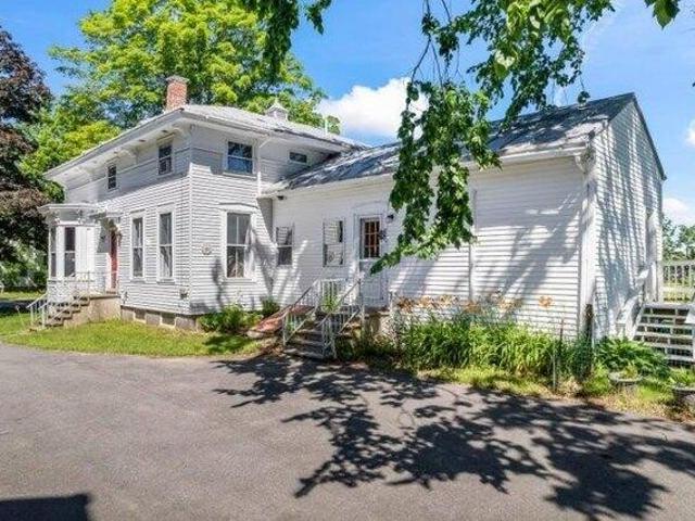 House for sale in Richmond, Sagadahoc County