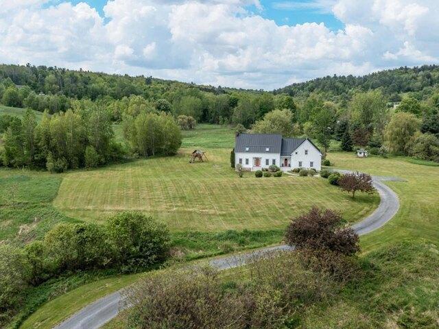 House for sale in Richmond, Vermont