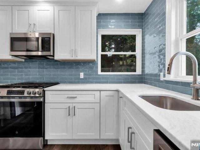 House for sale in Ridgefield Park, New Jersey