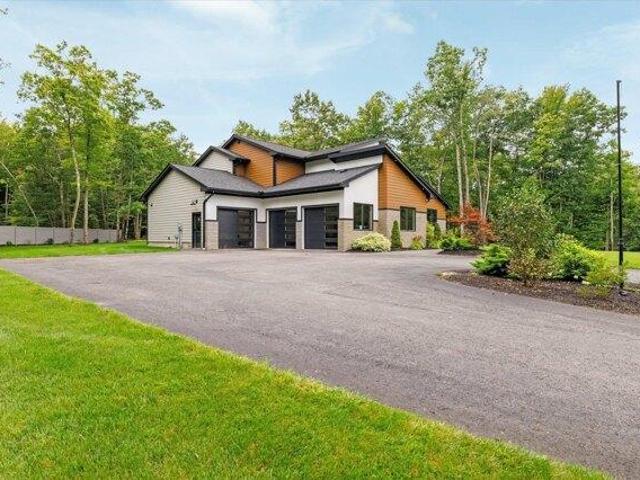 House for sale in Rindge, Cheshire County