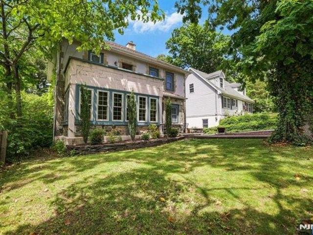 House for sale in Passaic, New Jersey