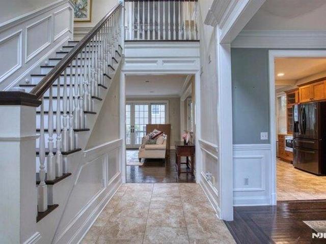 House for sale in River Edge, New Jersey