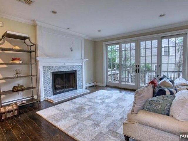 House for sale in River Edge, New Jersey