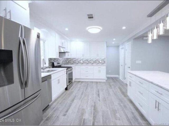 House for sale in North Mianus, Greenwich
