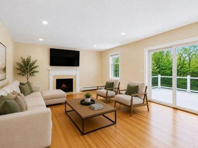 House for sale in Rochester, Massachusetts