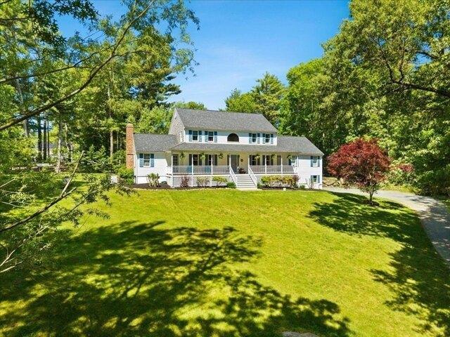 House for sale in Rochester, Massachusetts