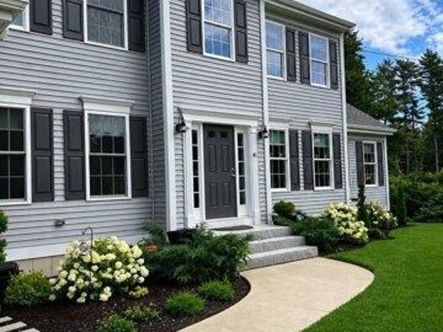 House for sale in Rochester, Massachusetts