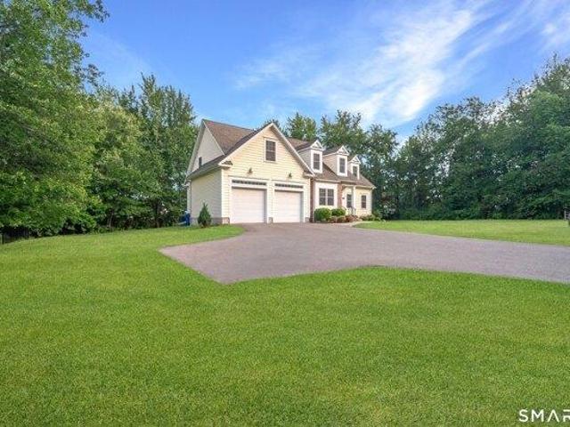 House for sale in Rocky Hill, Connecticut