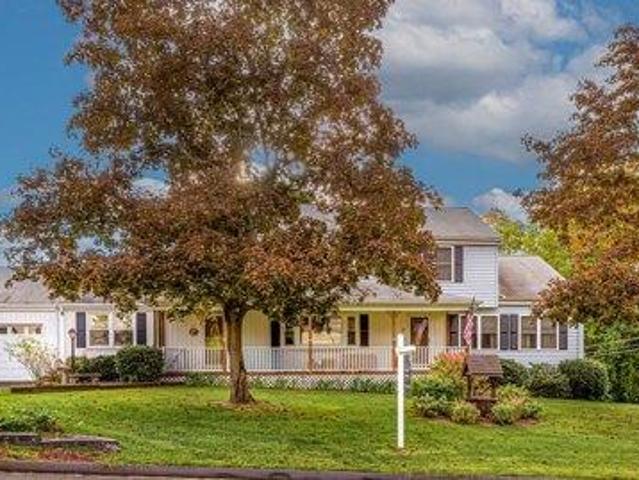 House for sale in Rocky Hill, Connecticut