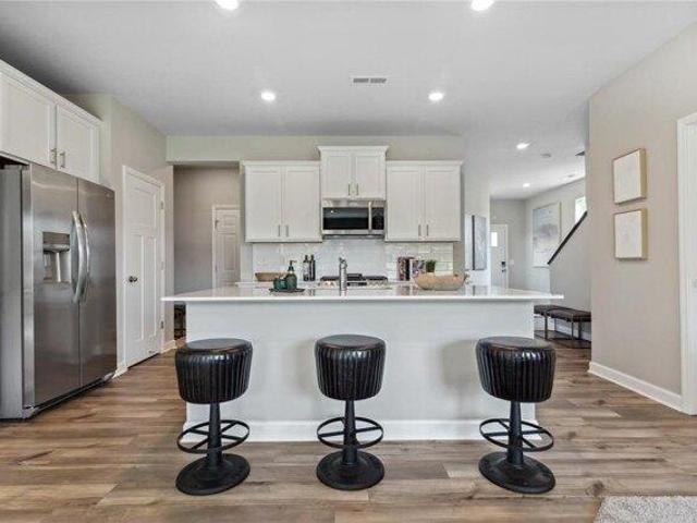 House for sale in Hennepin, Minnesota
