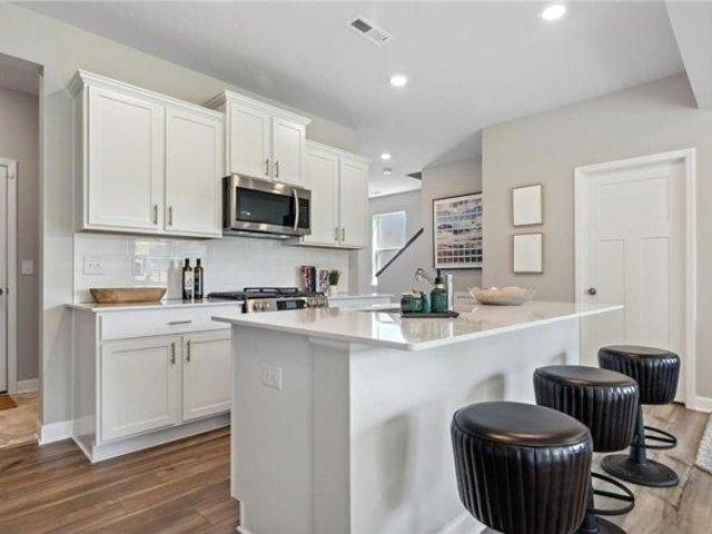 House for sale in Hennepin, Minnesota