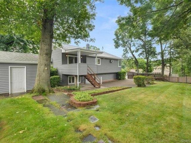 House for sale in Bohemia, New York