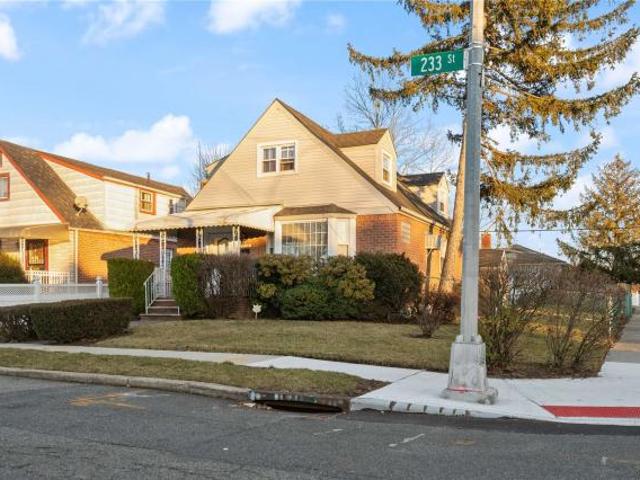 House for sale in Queens, Arverne