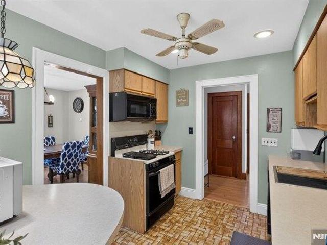 House for sale in Roseland, New Jersey