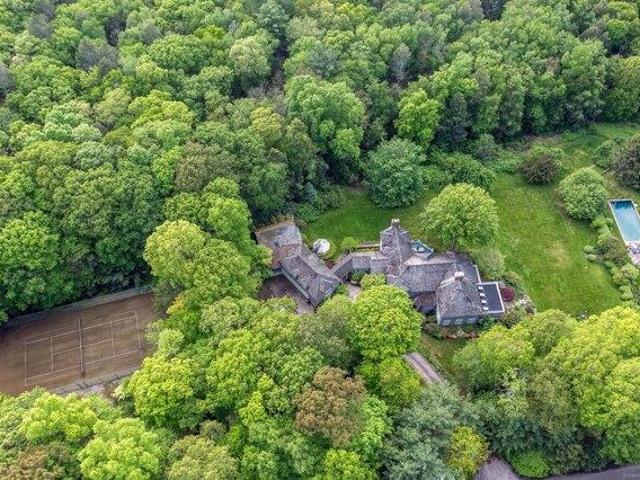 House for sale in Roxbury, Connecticut