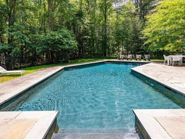 House for sale in Roxbury, Connecticut