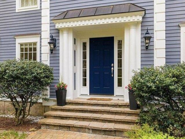 House for sale in New Hampshire