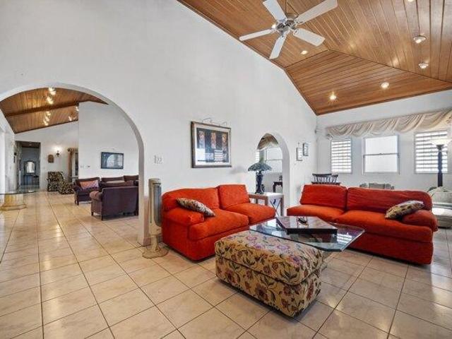 House for sale in Saint Thomas, Missouri