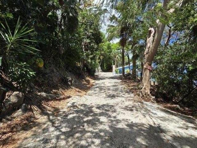 House for sale in Saint Thomas, Missouri