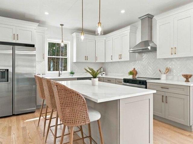 House for sale in Salisbury, Essex County