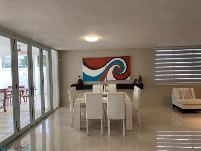 House for sale in San Juan