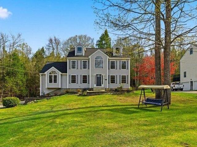 House for sale in New Hampshire
