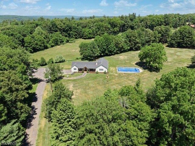 House for sale in Layton, New Jersey