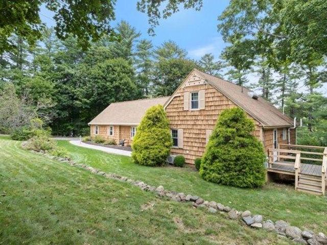 House for sale in Sanford, York County