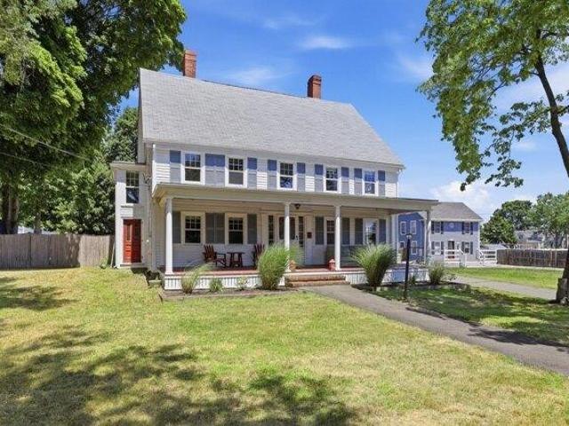 House for sale in Saugus, Essex County