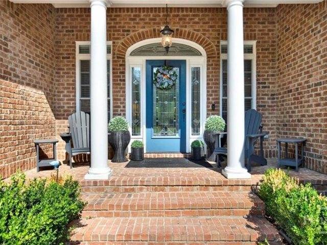 House for sale in Savannah, Georgia