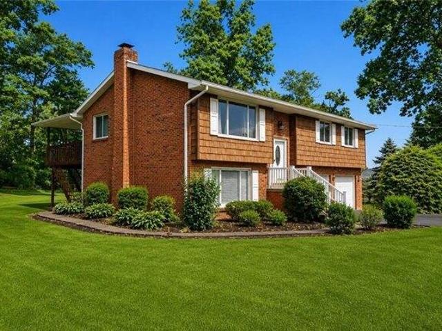 House for sale in Saxonburg, Pennsylvania