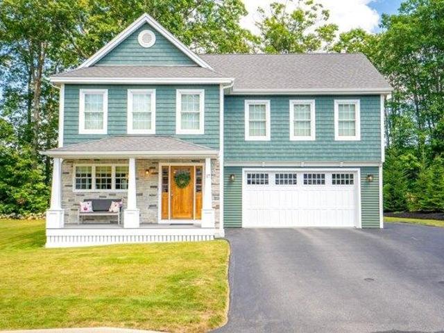 House for sale in Scarborough, Maine