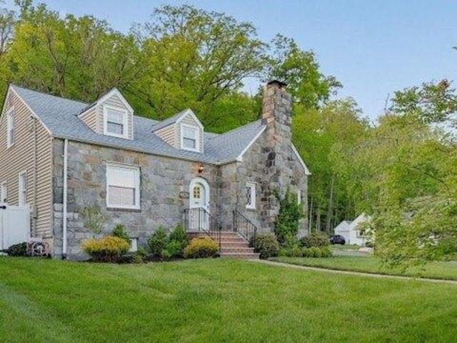 House for sale in Scotch Plains, New Jersey