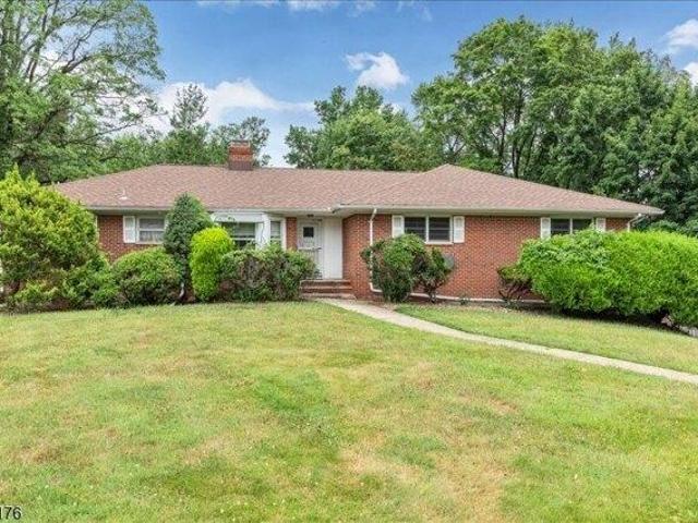 House for sale in Scotch Plains, New Jersey