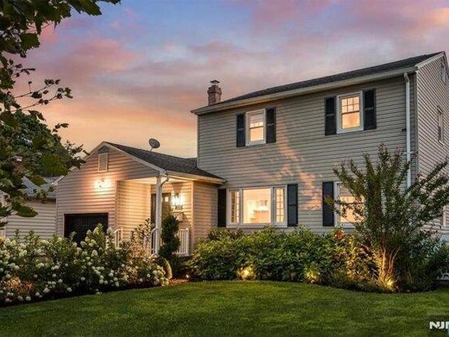 House for sale in Scotch Plains, New Jersey