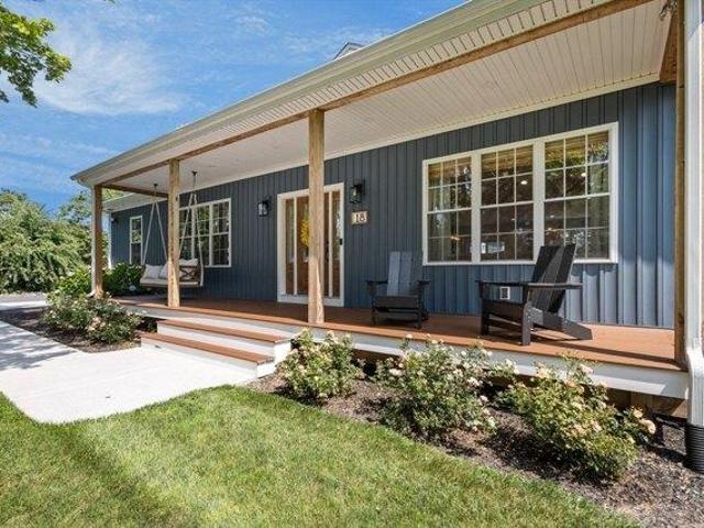 House for sale in North Seekonk, Seekonk