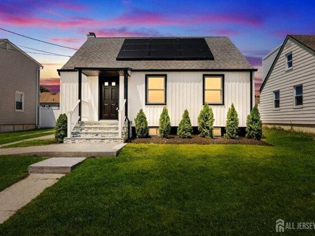 House for sale in Avenel, New Jersey