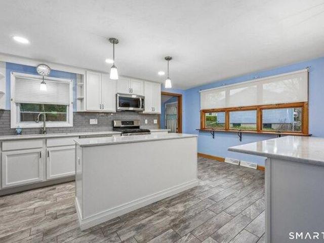 House for sale in Seymour, Connecticut