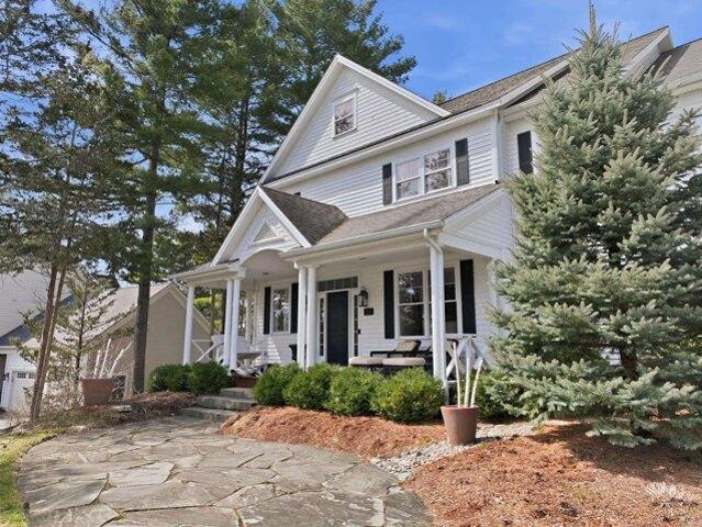 House for sale in Shelburne, Vermont