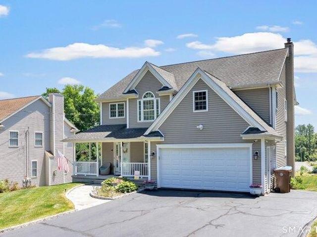 House for sale in Shelton, Connecticut