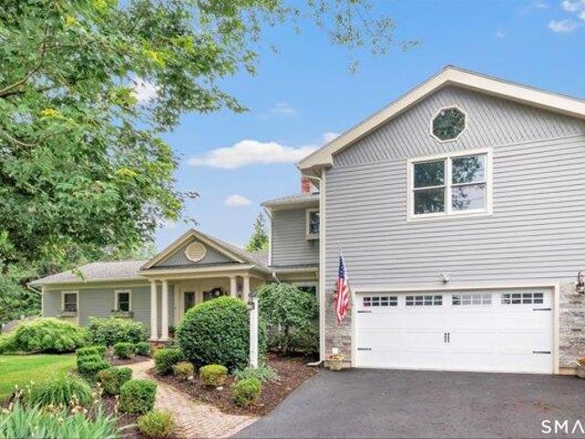 House for sale in Shelton, Connecticut
