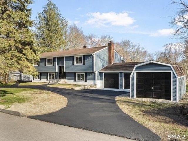 House for sale in Shelton, Connecticut