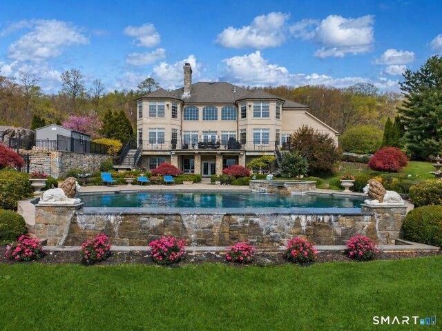 House for sale in Shelton, Connecticut