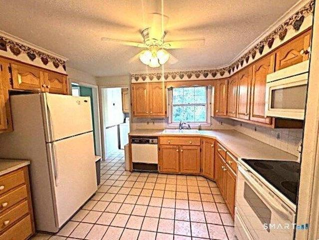 House for sale in Huntington, Shelton