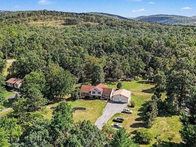 House for sale in Cumberland, Pennsylvania