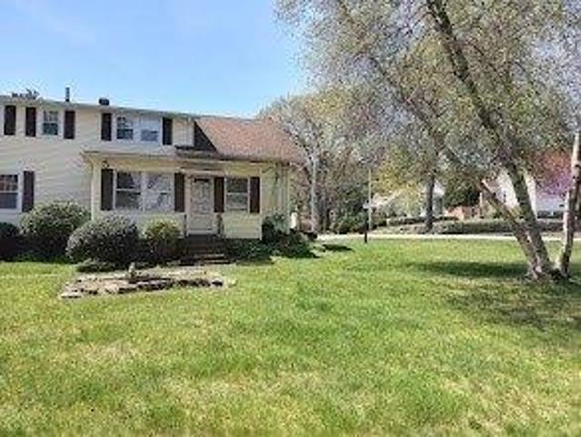 House for sale in Shrewsbury, Massachusetts